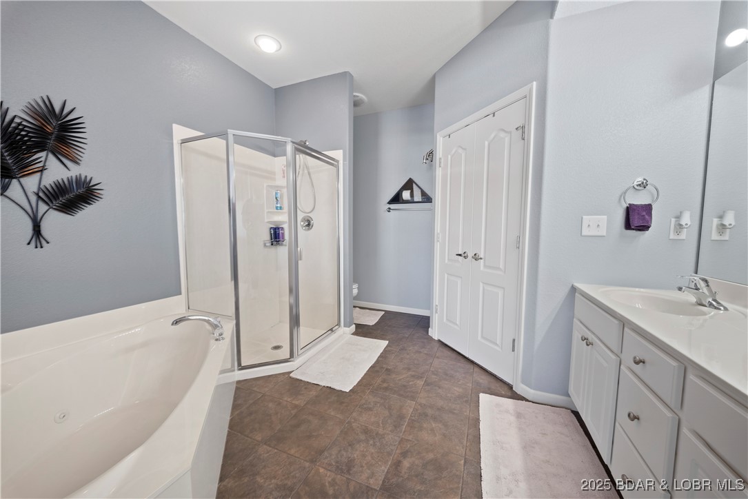 Monarch Cove Condominium - Residential