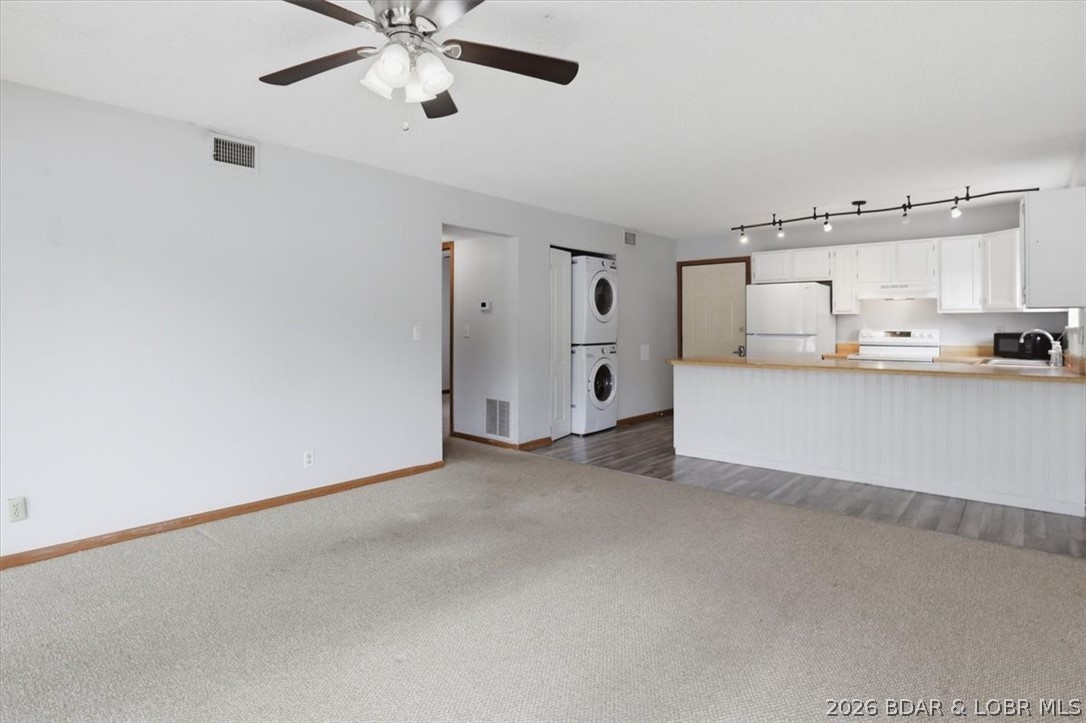 Southwood Shores Condominium - Residential