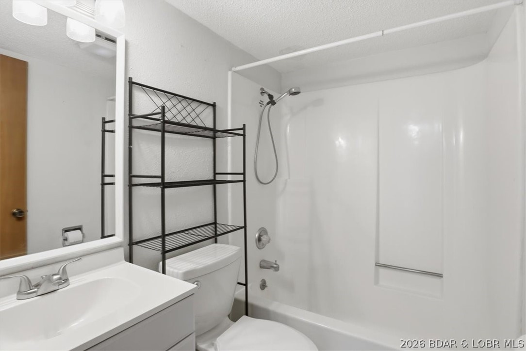 Southwood Shores Condominium - Residential