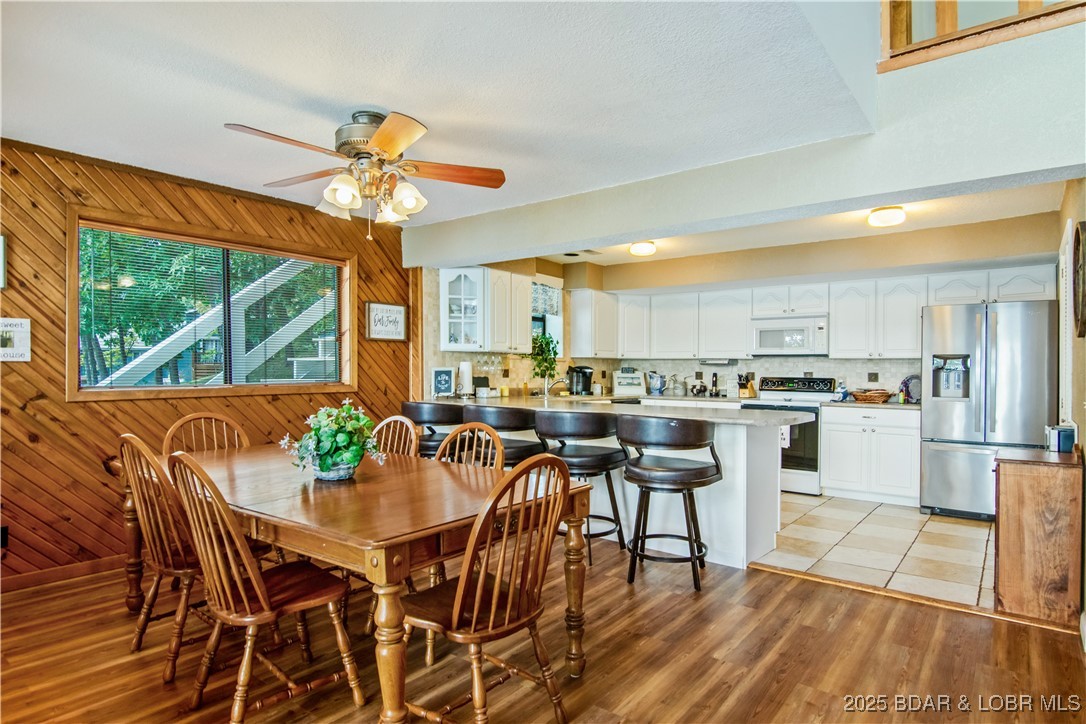 Rocky Mount, Missouri 65072, United States, 4 Bedrooms Bedrooms, ,3 BathroomsBathrooms,Residential,Active,210261