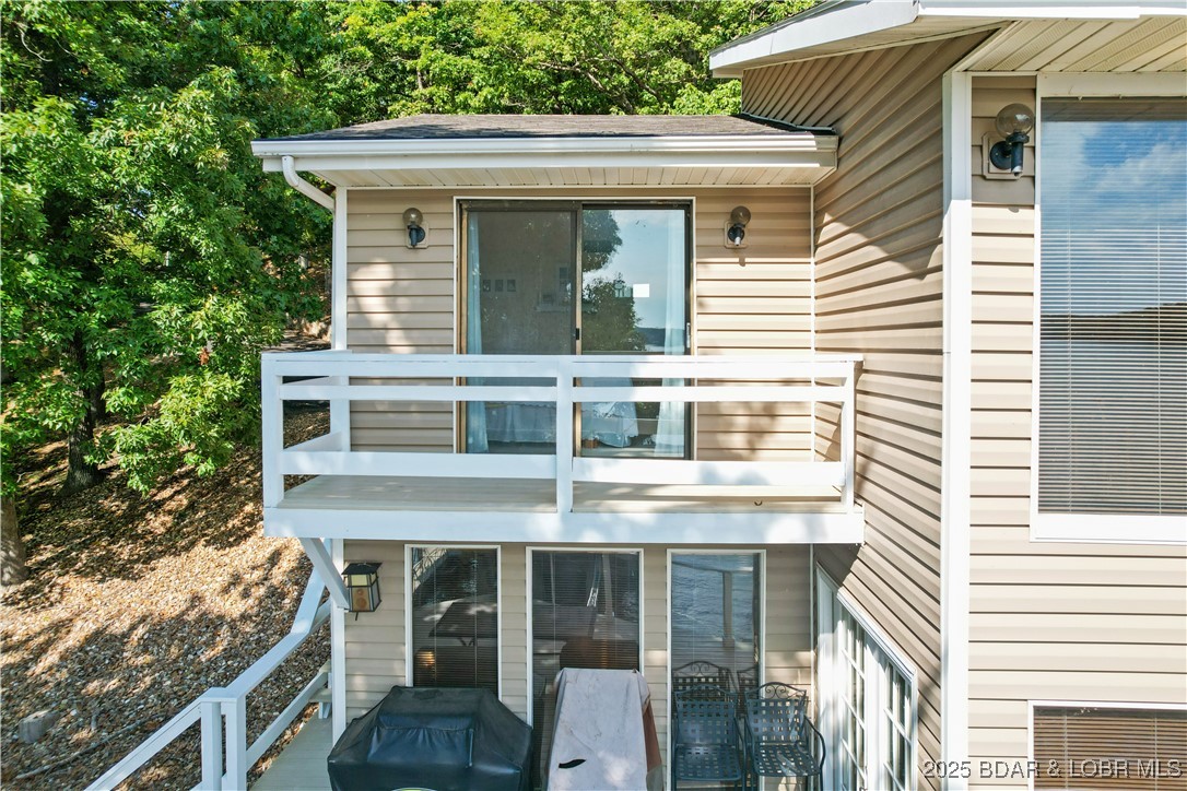 Rocky Mount, Missouri 65072, United States, 4 Bedrooms Bedrooms, ,3 BathroomsBathrooms,Residential,Active,210261