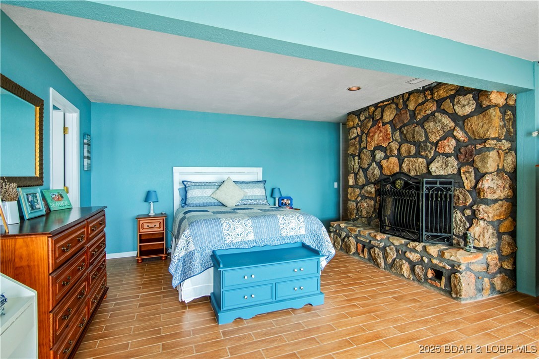 Rocky Mount, Missouri 65072, United States, 4 Bedrooms Bedrooms, ,3 BathroomsBathrooms,Residential,Active,210261