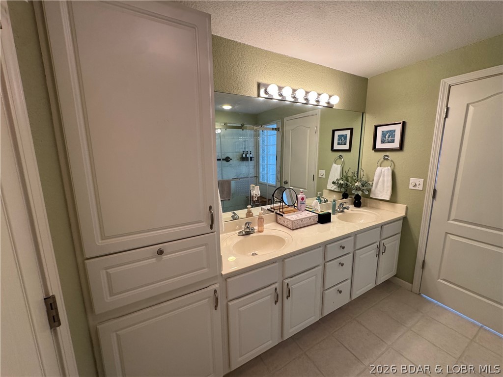 Monarch Cove Condominium - Residential