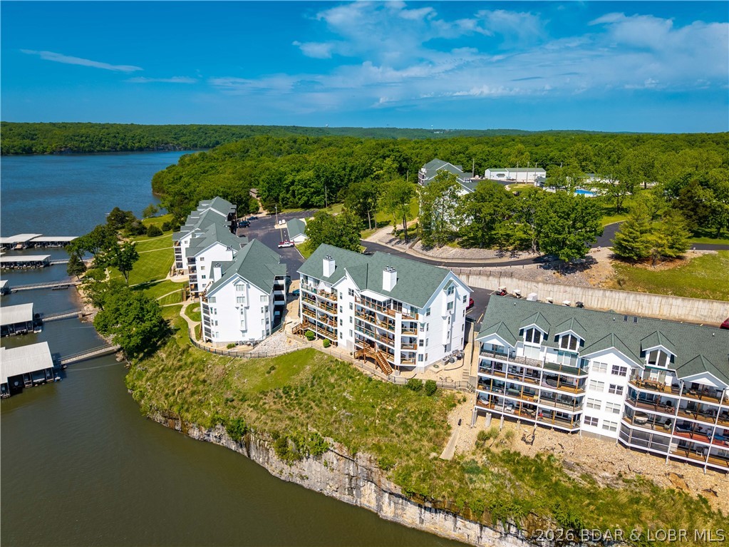 Park Place On The Lake - Residential