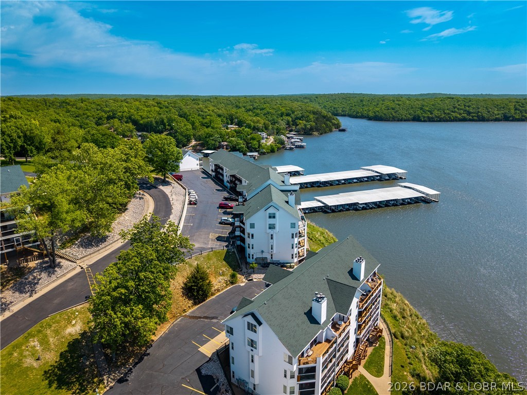 Park Place On The Lake - Residential
