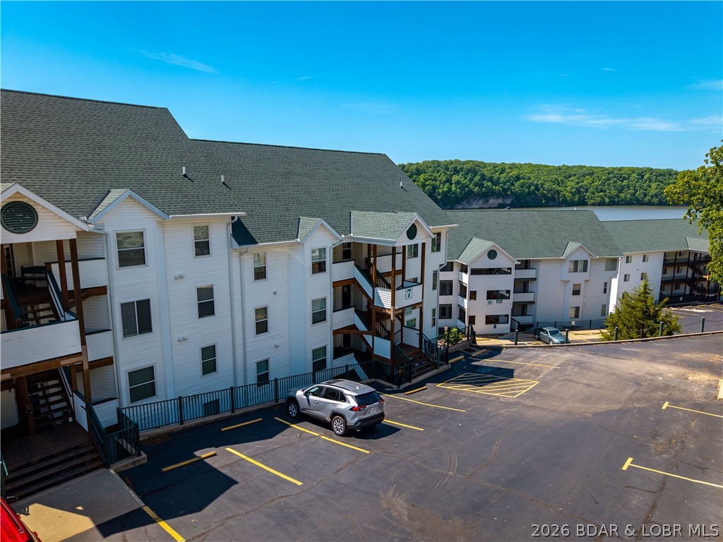 Park Place On The Lake - Residential