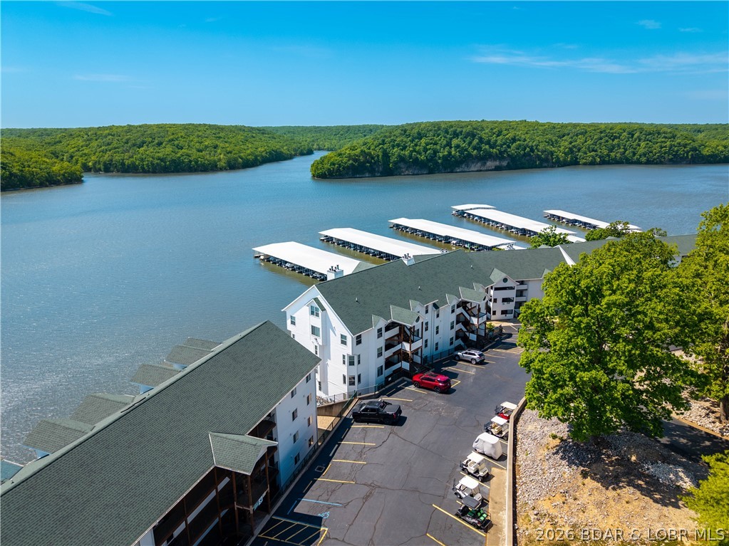 Park Place On The Lake - Residential