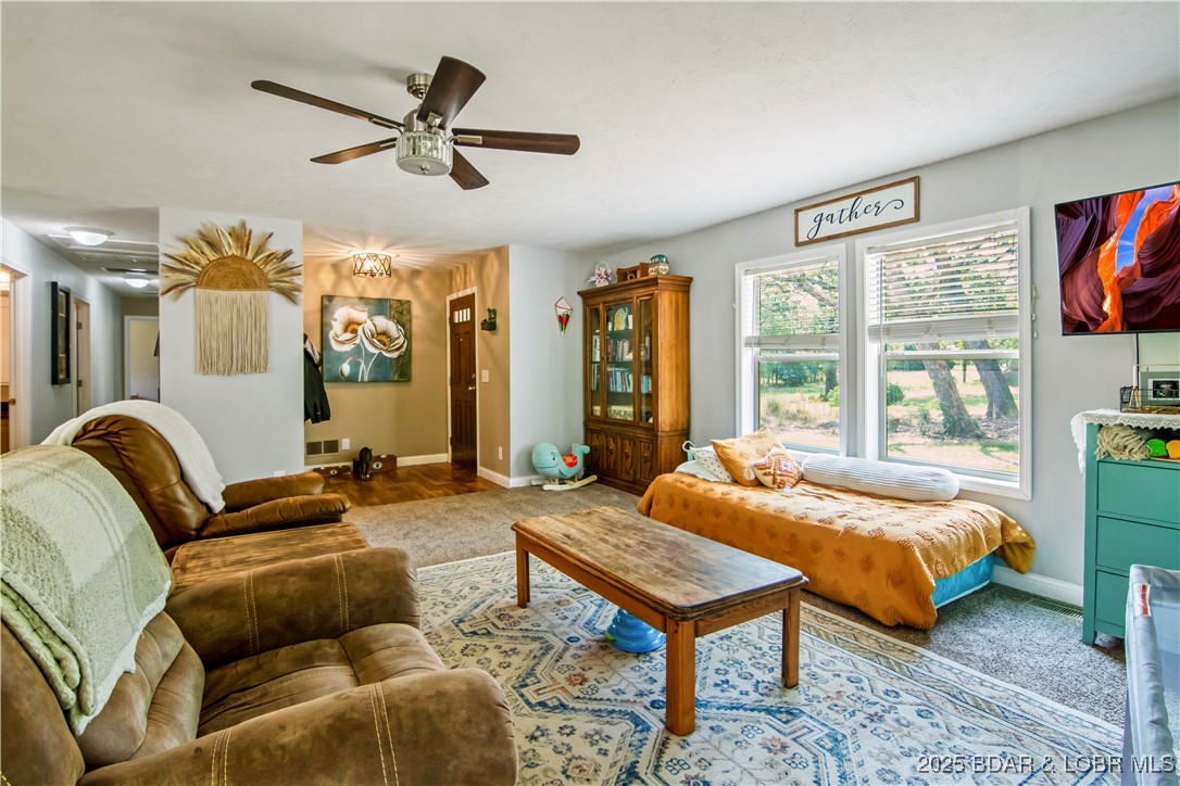 Gravois Mills, Missouri 65037, United States, 3 Bedrooms Bedrooms, ,2 BathroomsBathrooms,Residential,Active,196982