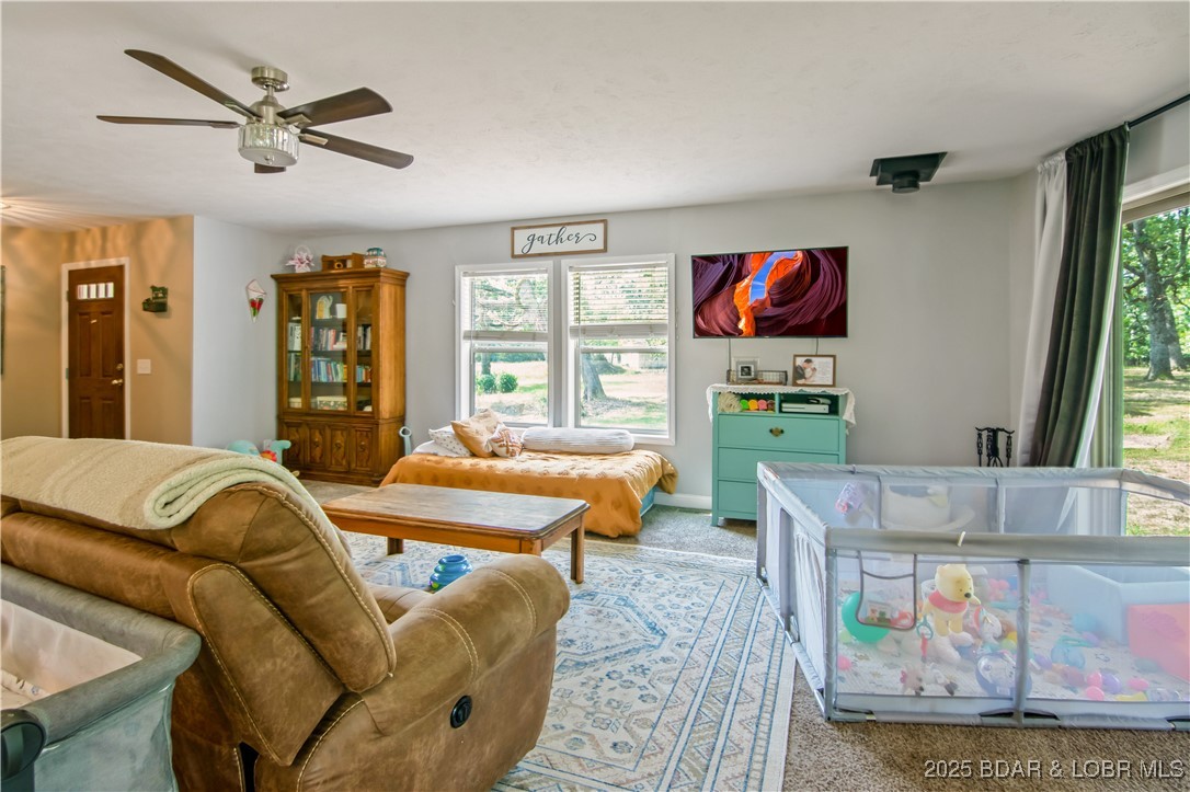 Gravois Mills, Missouri 65037, United States, 3 Bedrooms Bedrooms, ,2 BathroomsBathrooms,Residential,Active,196982