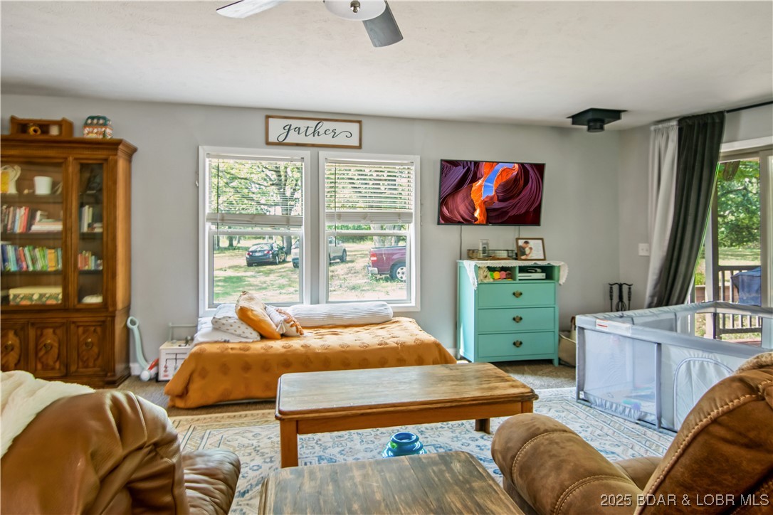 Gravois Mills, Missouri 65037, United States, 3 Bedrooms Bedrooms, ,2 BathroomsBathrooms,Residential,Active,196982