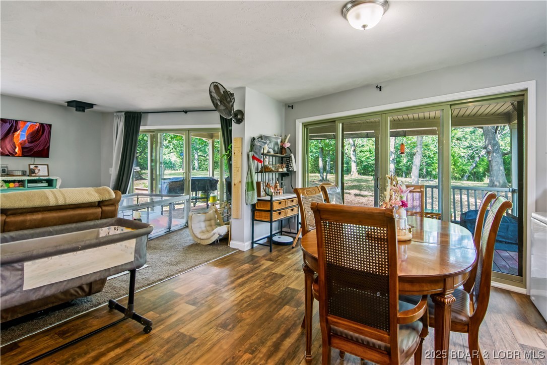 Gravois Mills, Missouri 65037, United States, 3 Bedrooms Bedrooms, ,2 BathroomsBathrooms,Residential,Active,196982