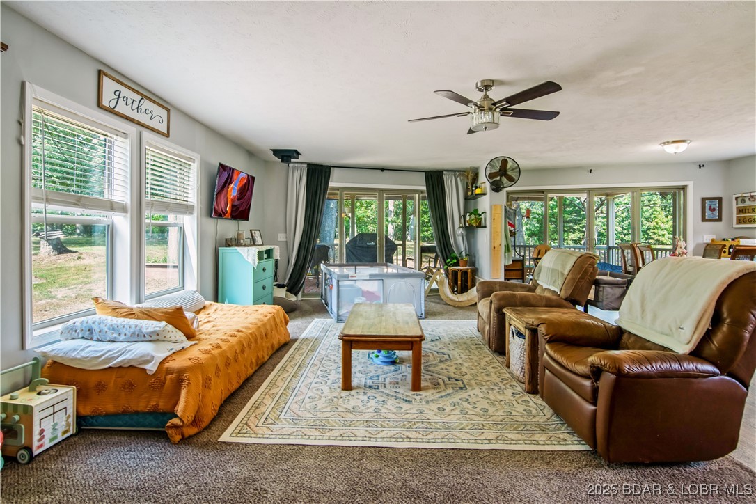 Gravois Mills, Missouri 65037, United States, 3 Bedrooms Bedrooms, ,2 BathroomsBathrooms,Residential,Active,196982