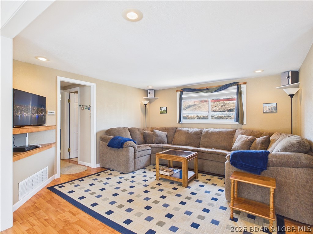 Shady Oaks - Residential