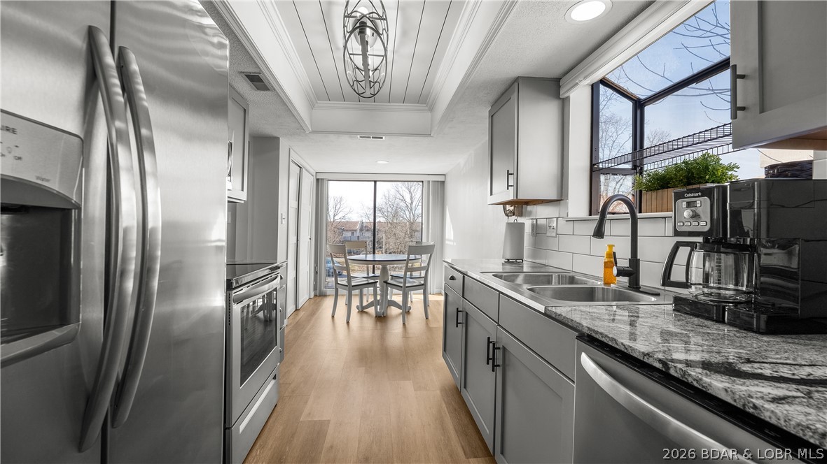 Four Seasons Racqt-Cntry Club - Residential