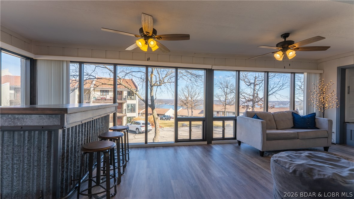 Four Seasons Racqt-Cntry Club - Residential