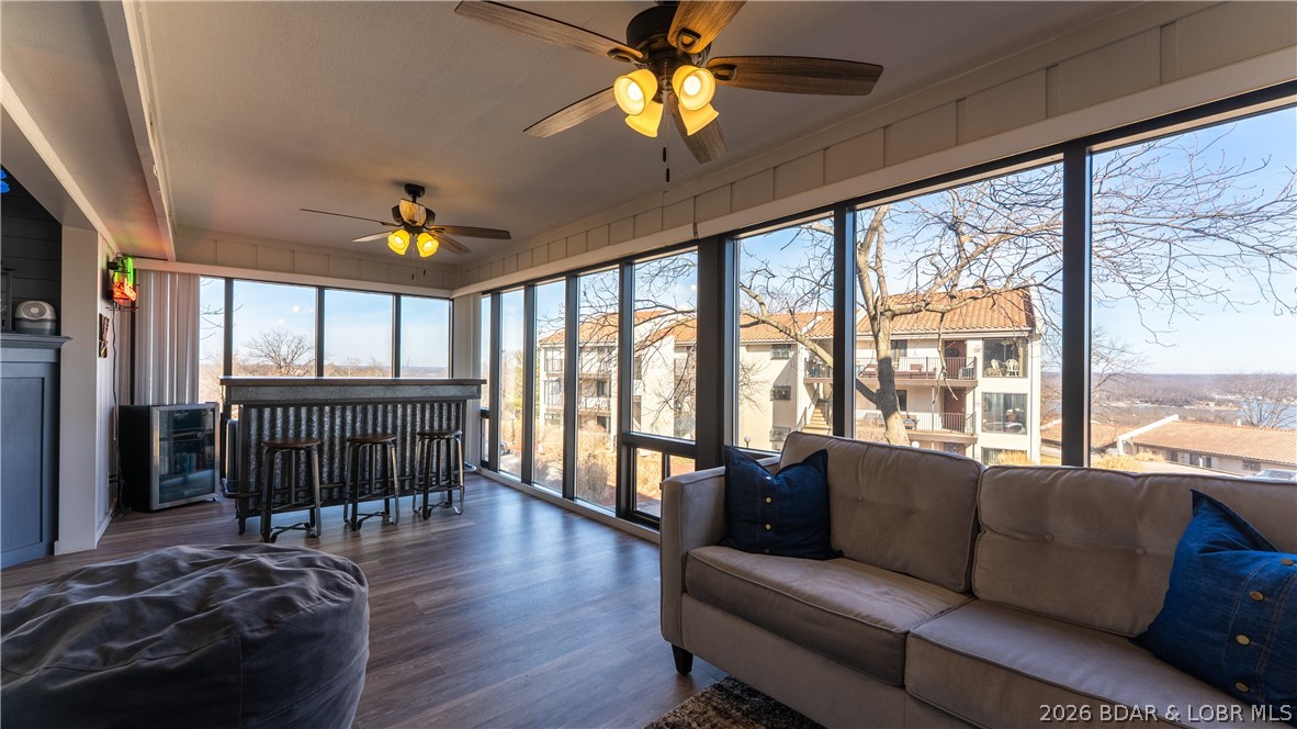 Four Seasons Racqt-Cntry Club - Residential