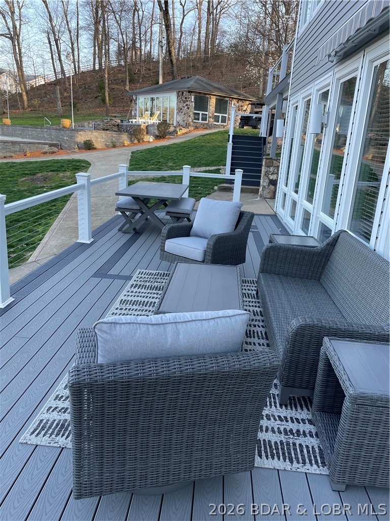 Shawnee Bend No. 5 - Residential