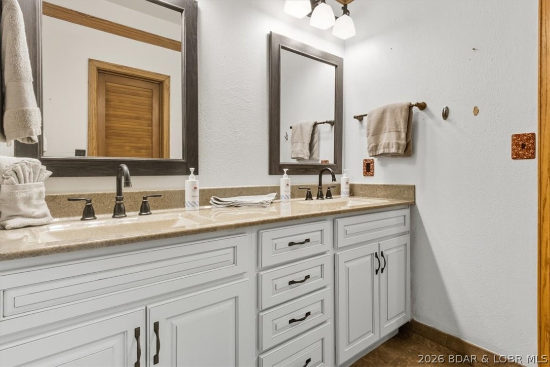 Knolls - Residential