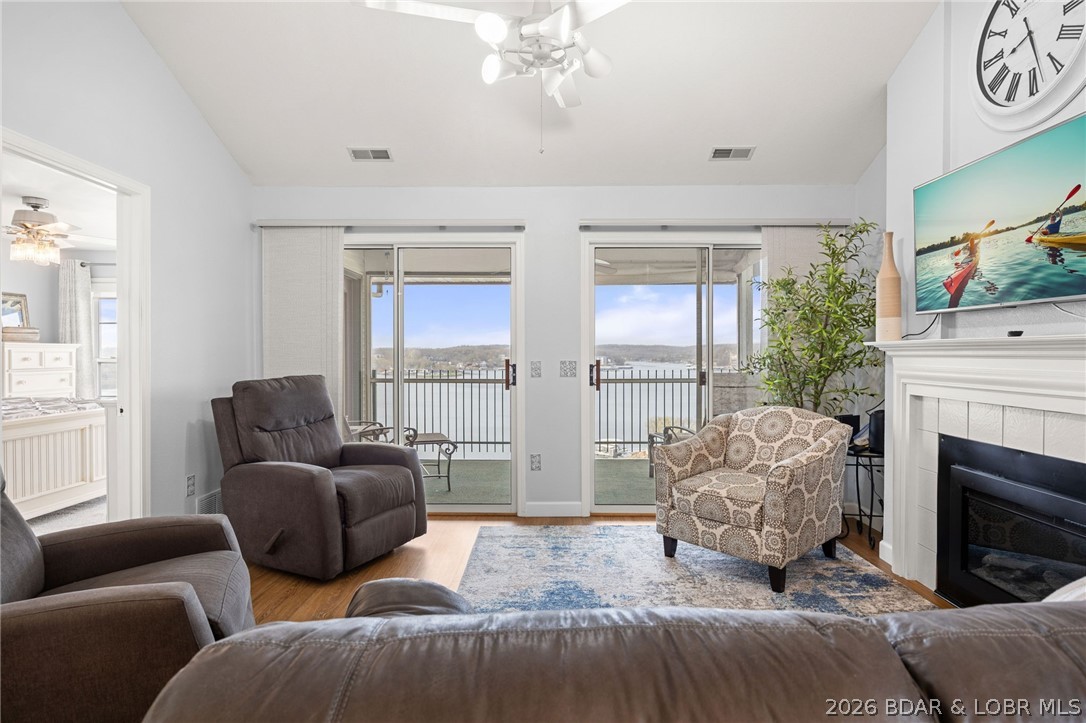 Harbour Towne Condominium - Residential