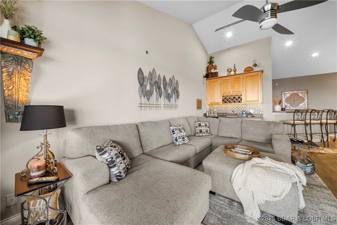 CapeRoyale At Ski Harbor Condo - Residential