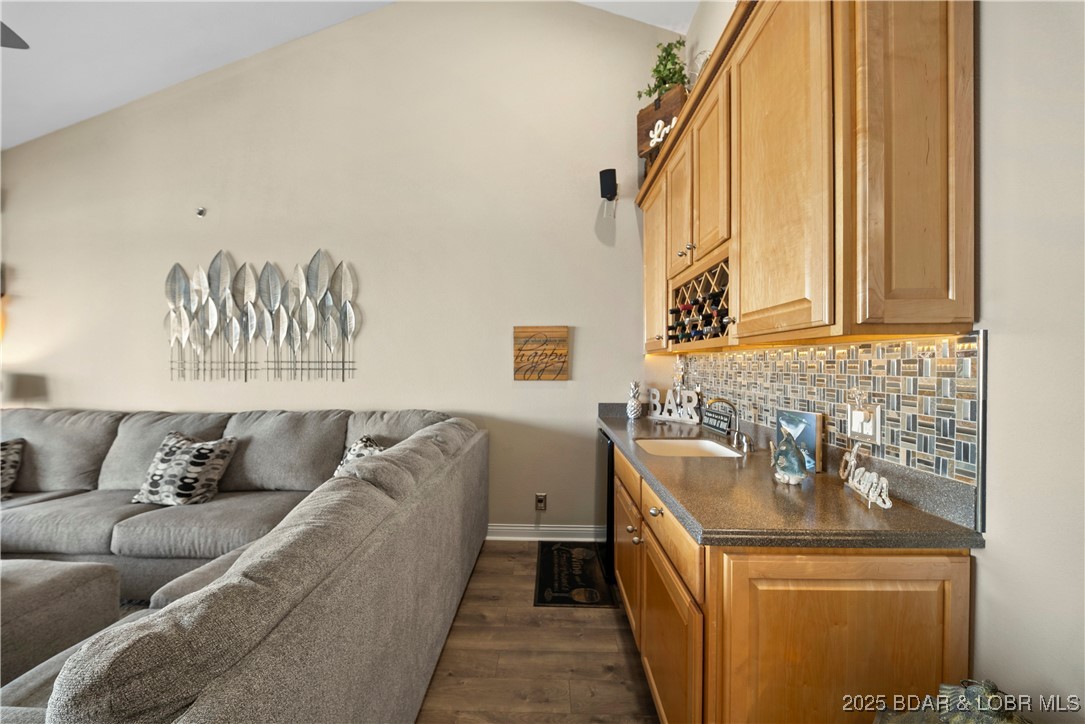 CapeRoyale At Ski Harbor Condo - Residential