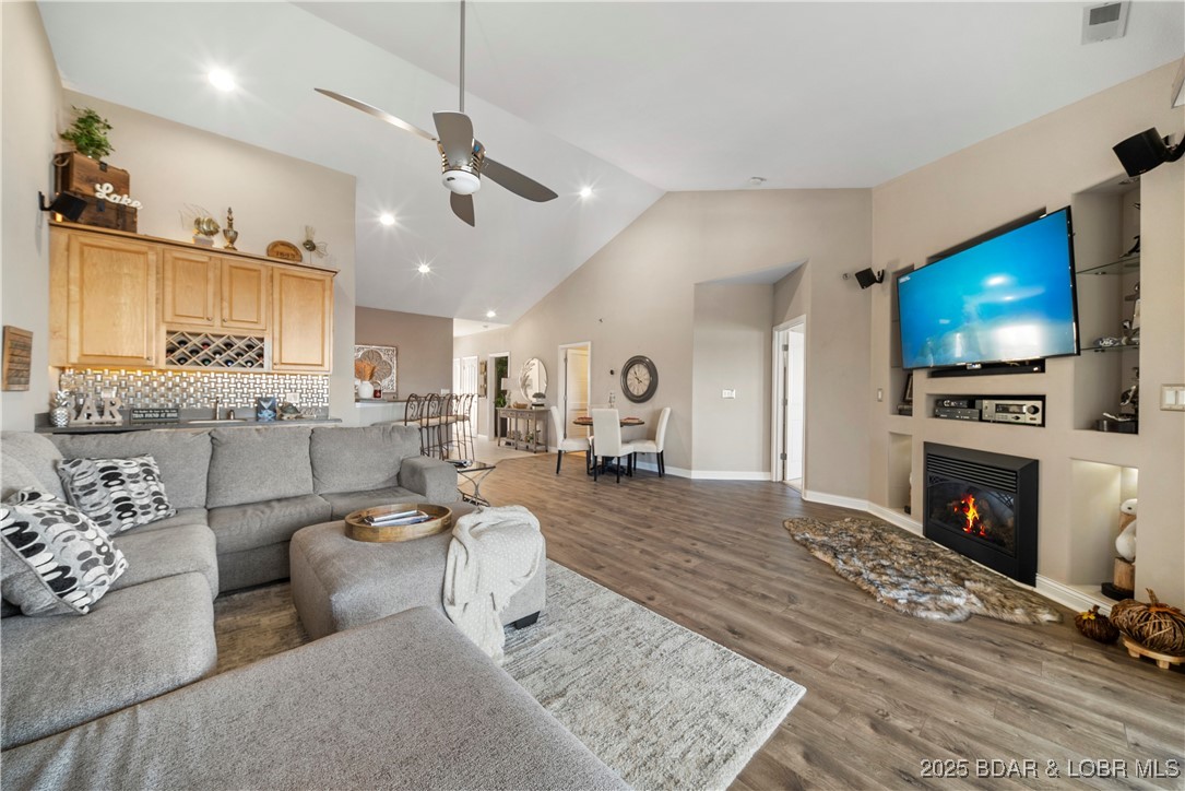 CapeRoyale At Ski Harbor Condo - Residential