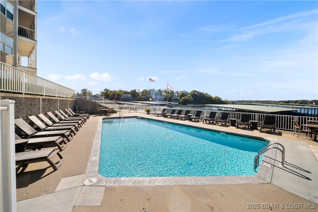 CapeRoyale At Ski Harbor Condo - Residential