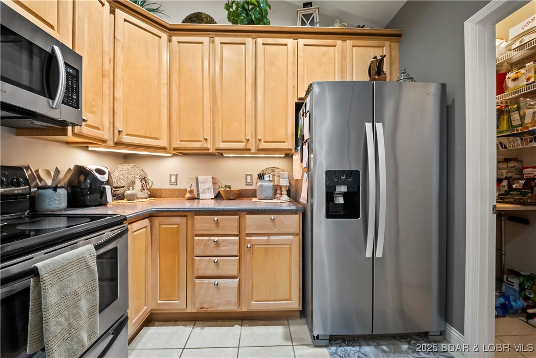 CapeRoyale At Ski Harbor Condo - Residential