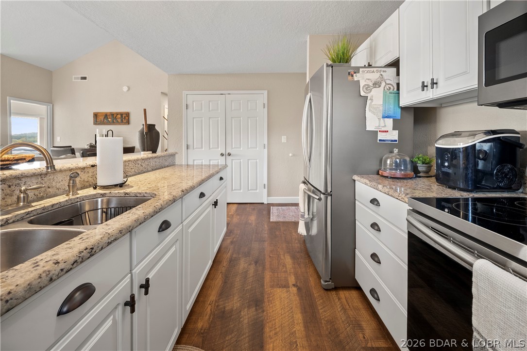 Windsor Bay Condominium - Residential