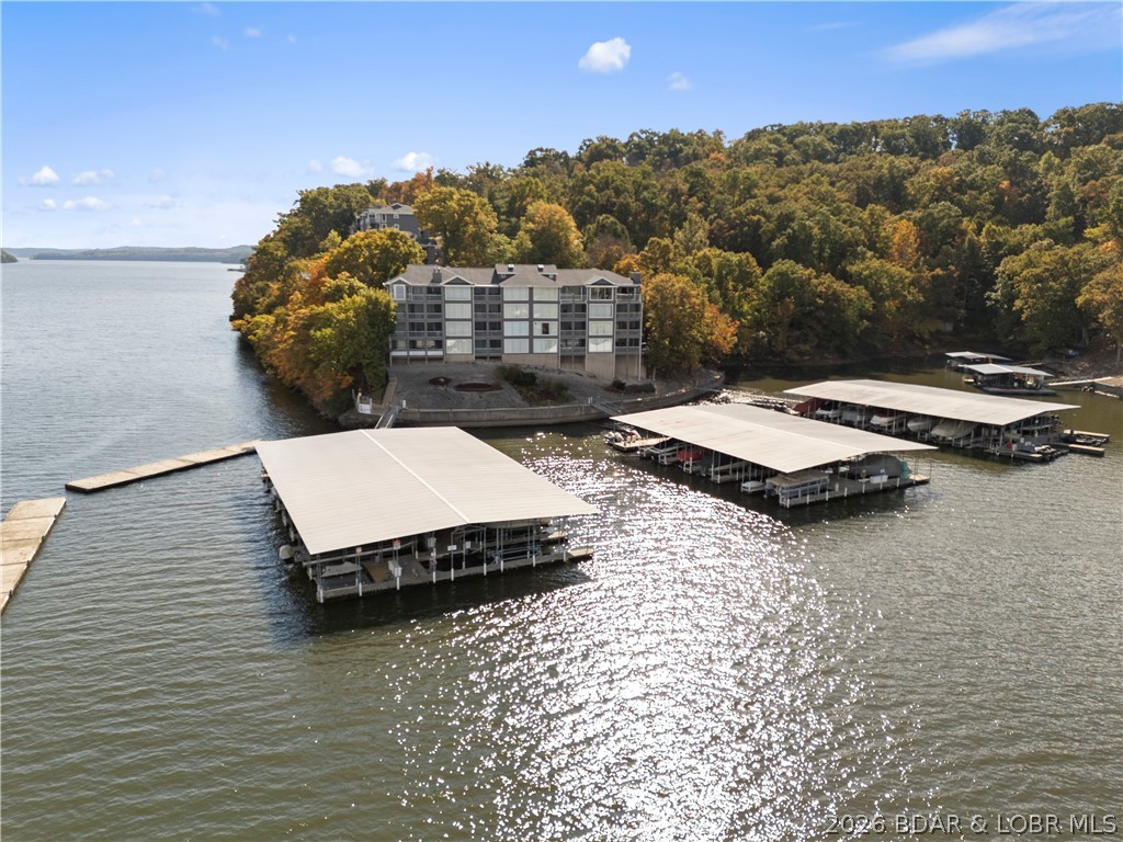 Windsor Bay Condominium - Residential