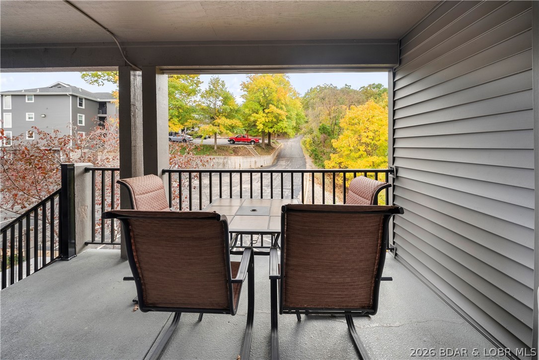 Windsor Bay Condominium - Residential