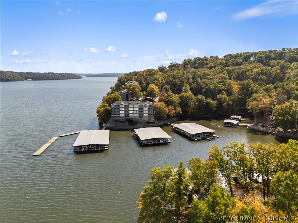 Windsor Bay Condominium - Residential