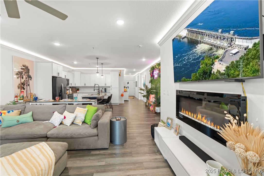 Topsiders Condominiums - Residential