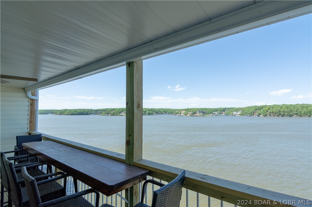 Osage Beach, Missouri 65065, United States, 3 Bedrooms Bedrooms, ,2 BathroomsBathrooms,Residential,Contingent,58349