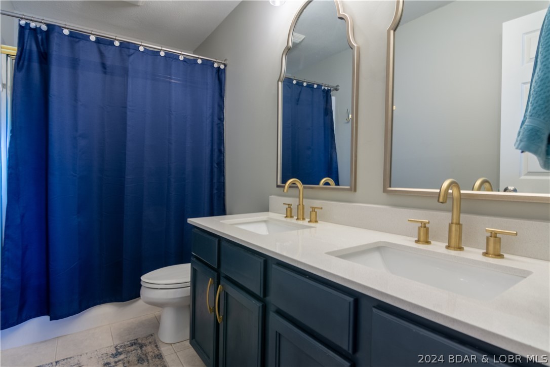 Osage Beach, Missouri 65065, United States, 3 Bedrooms Bedrooms, ,2 BathroomsBathrooms,Residential,Contingent,58349