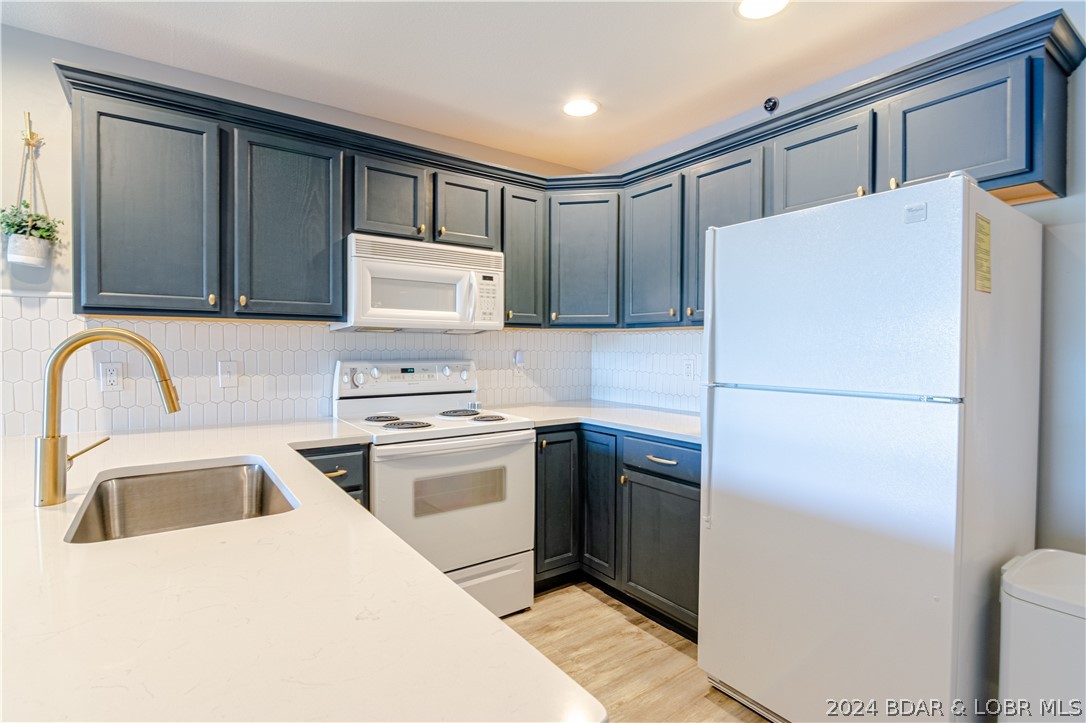 Osage Beach, Missouri 65065, United States, 3 Bedrooms Bedrooms, ,2 BathroomsBathrooms,Residential,Contingent,58349