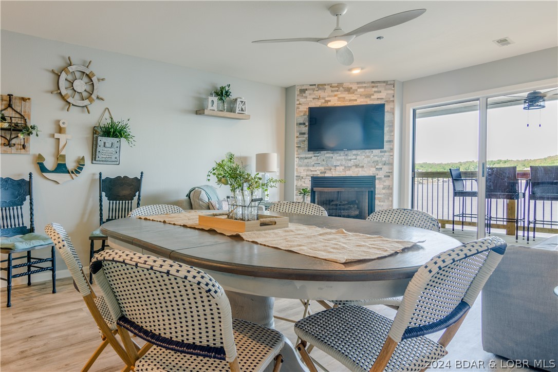 Osage Beach, Missouri 65065, United States, 3 Bedrooms Bedrooms, ,2 BathroomsBathrooms,Residential,Contingent,58349