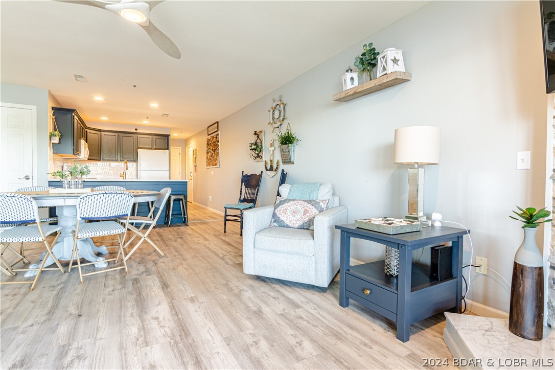 Osage Beach, Missouri 65065, United States, 3 Bedrooms Bedrooms, ,2 BathroomsBathrooms,Residential,Contingent,58349