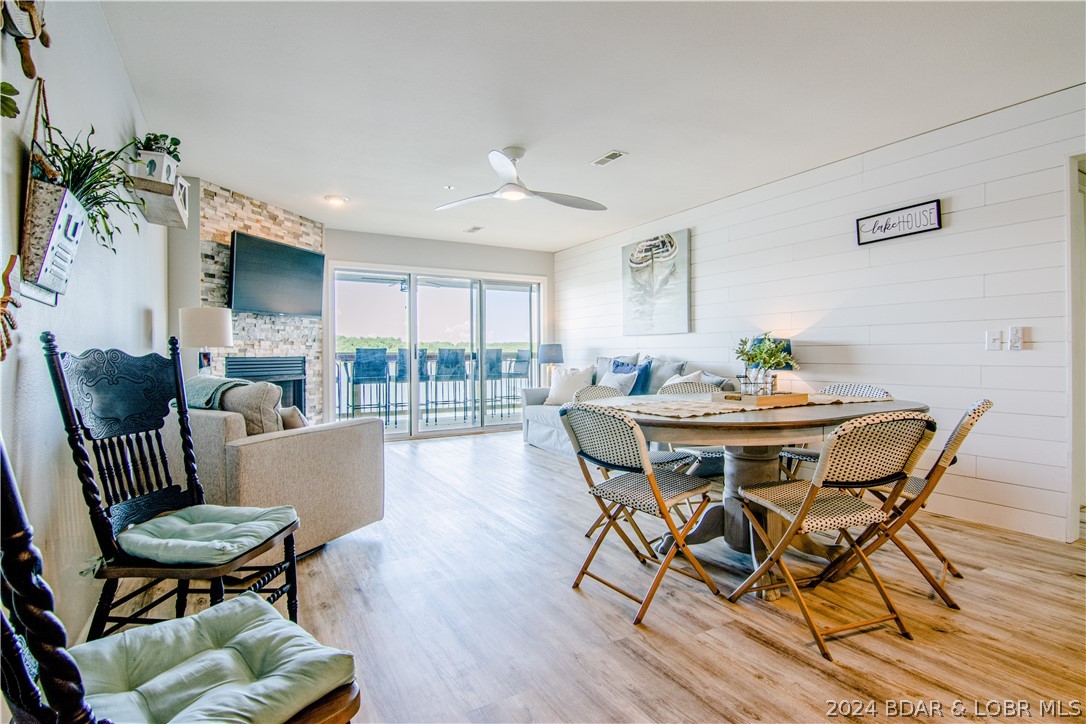 Osage Beach, Missouri 65065, United States, 3 Bedrooms Bedrooms, ,2 BathroomsBathrooms,Residential,Contingent,58349