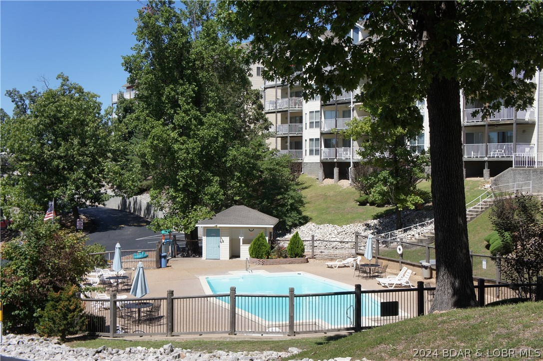 Osage Beach, Missouri 65065, United States, 3 Bedrooms Bedrooms, ,2 BathroomsBathrooms,Residential,Contingent,58349