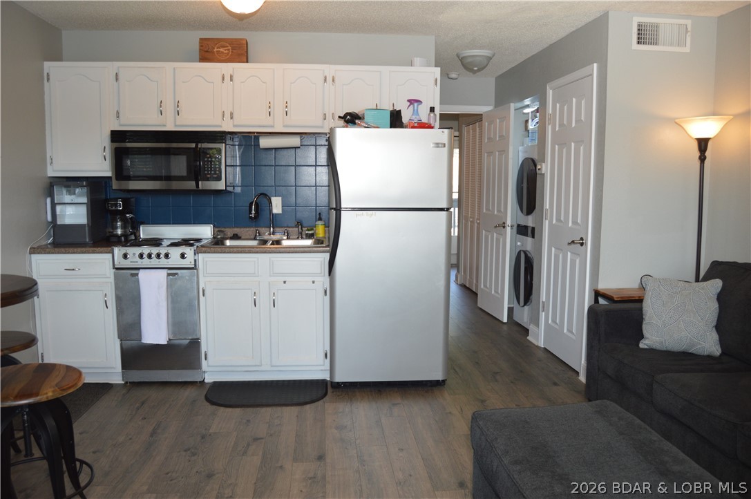 Heron Bay Condominium - Residential