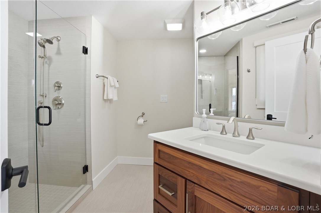 Four Seasons - Residential