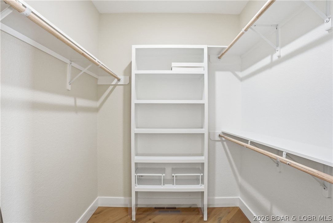 Four Seasons - Residential