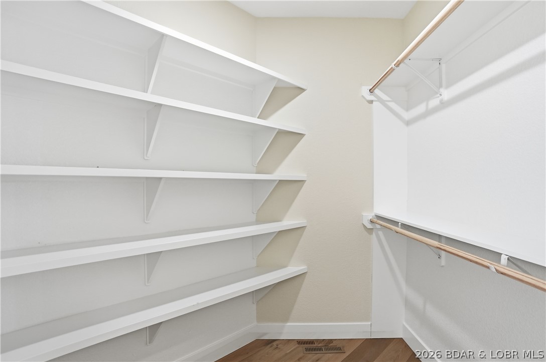 Four Seasons - Residential