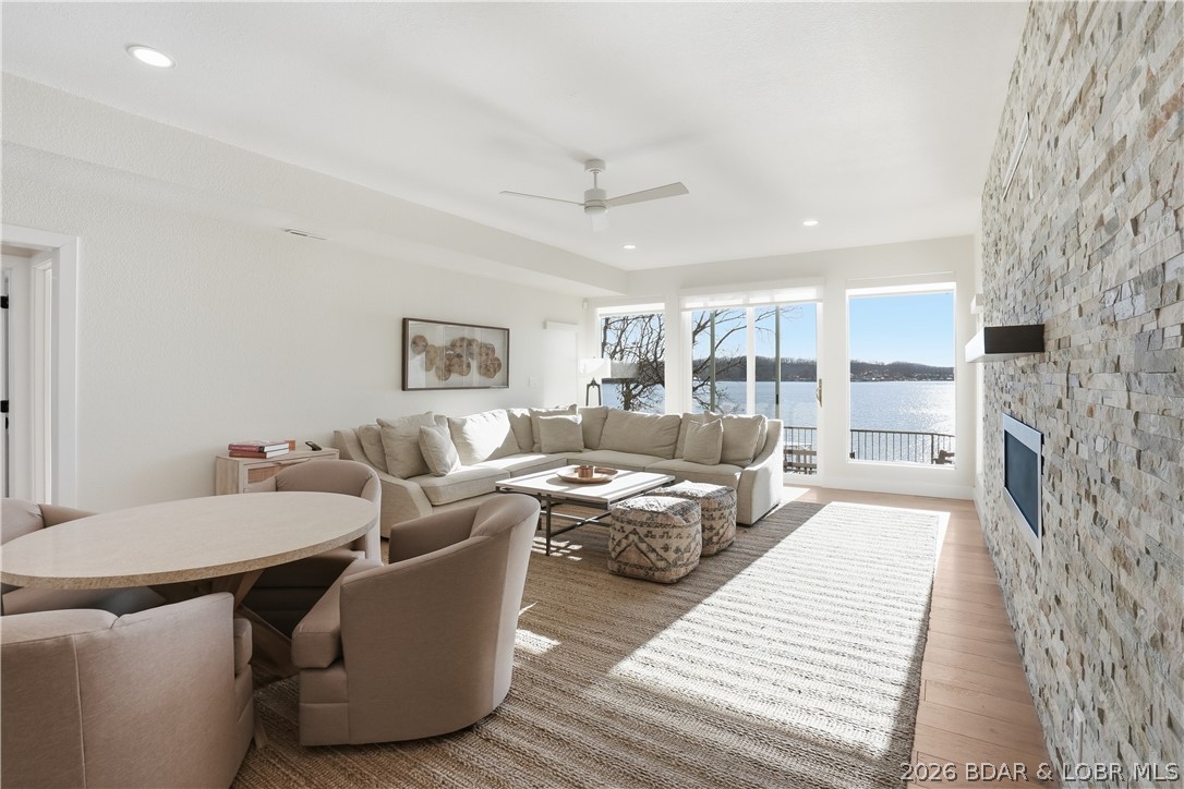 Four Seasons - Residential