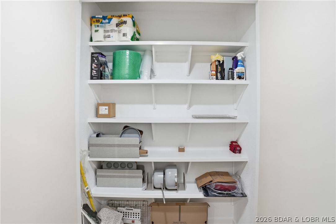 Four Seasons - Residential