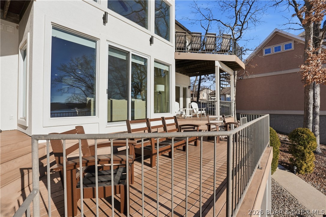 Four Seasons - Residential