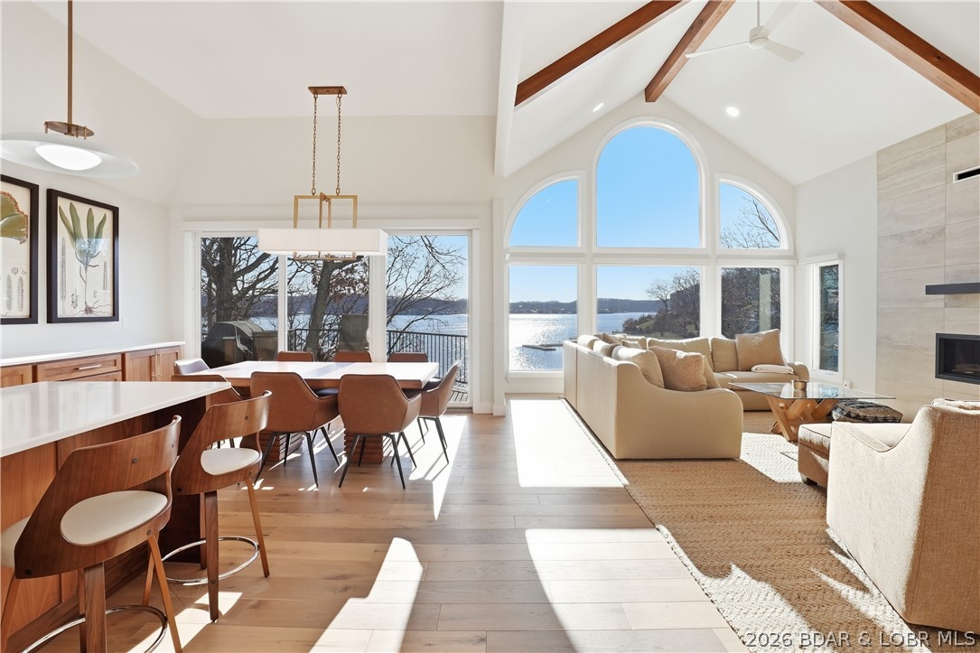 Four Seasons - Residential