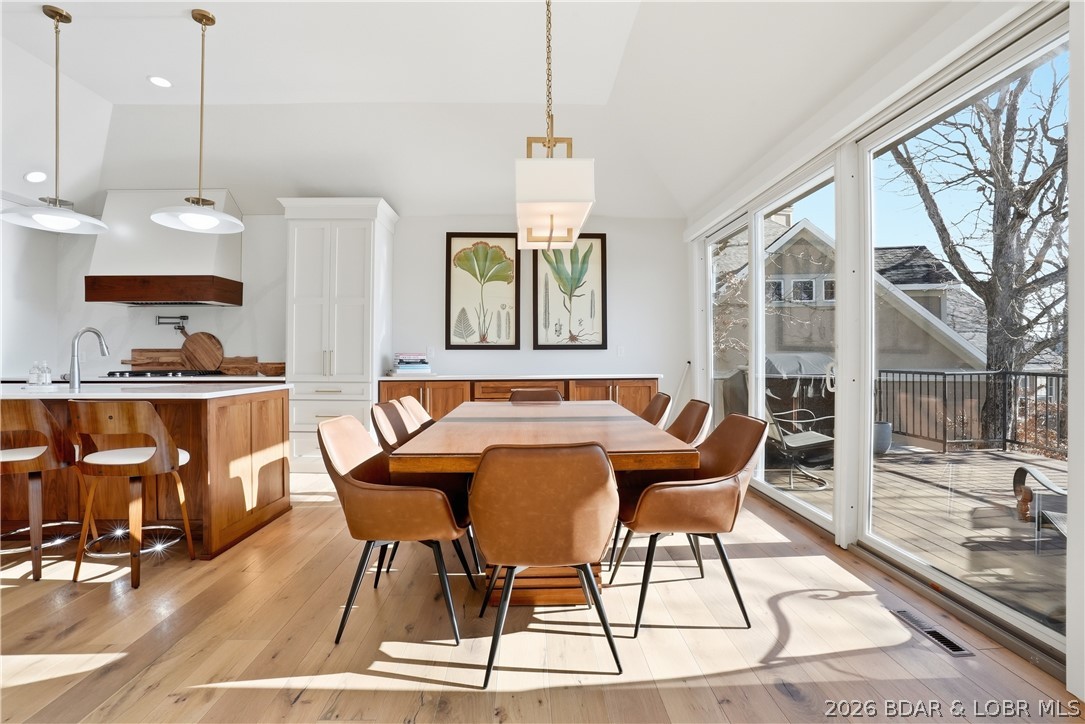 Four Seasons - Residential