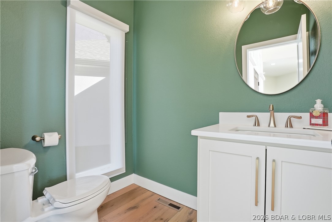 Four Seasons - Residential